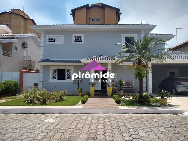 Casa com 790m² 4 quartos e 5 banheiros, à venda, no bairro Jardim Santa Maria em Jacareí