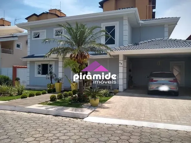 Casa com 790m² 4 quartos e 5 banheiros, à venda, no bairro Jardim Santa Maria em Jacareí