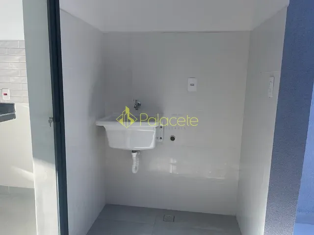 Casa com 175m² 3 quartos e 2 banheiros, à venda, no bairro Loteamento Industrial Água Preta em Pindamonhangaba