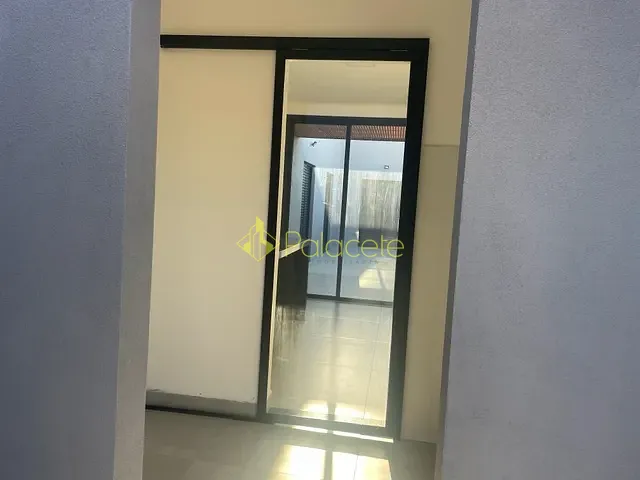 Casa com 175m² 3 quartos e 2 banheiros, à venda, no bairro Loteamento Industrial Água Preta em Pindamonhangaba