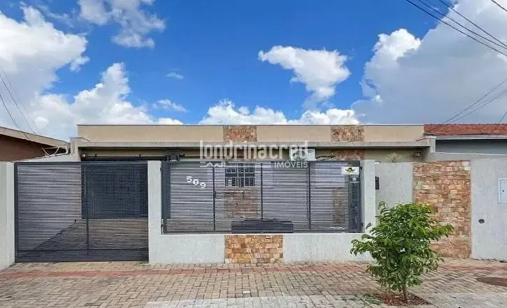 Casa, 2 quartos, 150 m² - Foto 1