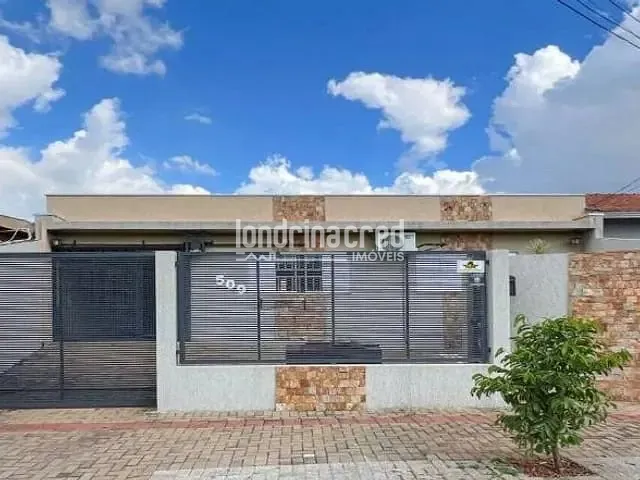 Casa com 270m² 2 quartos e 3 banheiros, à venda, no bairro Maria Lúcia em Londrina