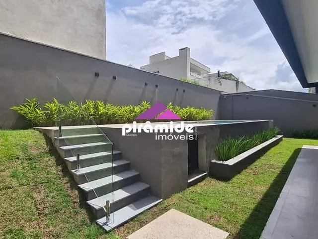 Casa com 500m² 4 quartos e 6 banheiros, à venda, no bairro Urbanova em São José dos Campos
