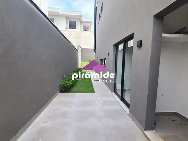 Casa com 500m² 4 quartos e 6 banheiros, à venda, no bairro Urbanova em São José dos Campos