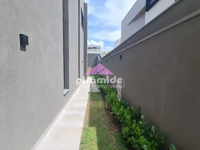 Casa com 500m² 4 quartos e 6 banheiros, à venda, no bairro Urbanova em São José dos Campos