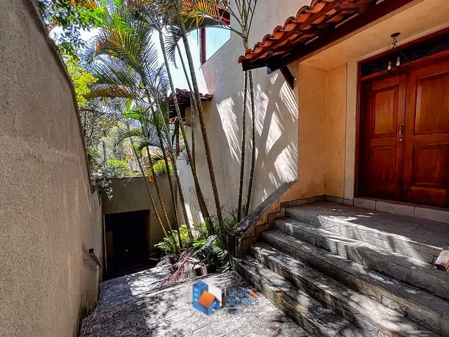 Casa com 774m² 4 quartos e 6 banheiros, à venda, no bairro Real Parque em São Paulo