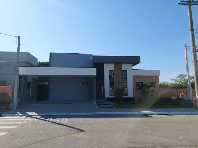 Casa com 300m² 3 quartos e 3 banheiros, à venda, no bairro Parque Vera Cruz em Tremembé