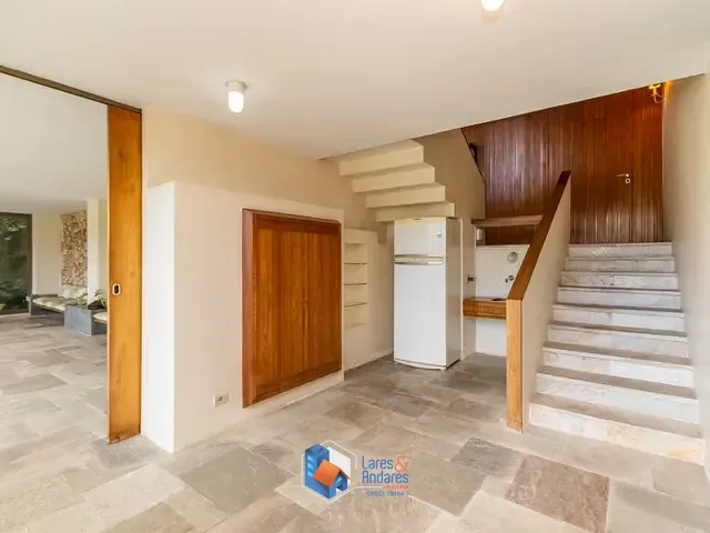 Casa com 1127m² 4 quartos e 8 banheiros, à venda, no bairro Pacaembu em São Paulo