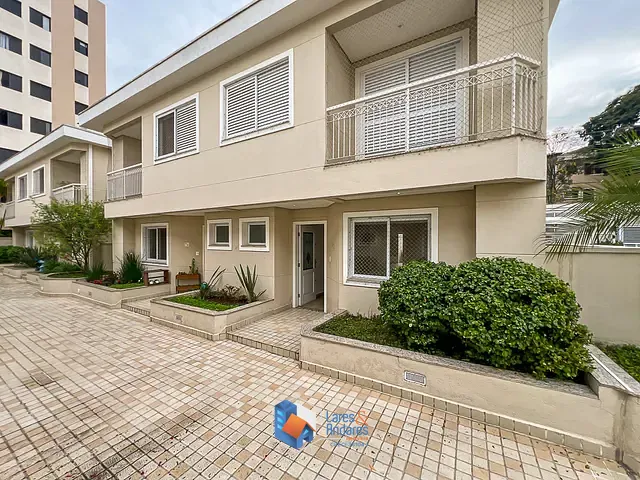 Casa com 307m² 4 quartos e 5 banheiros, à venda, no bairro Jardim Prudência em São Paulo