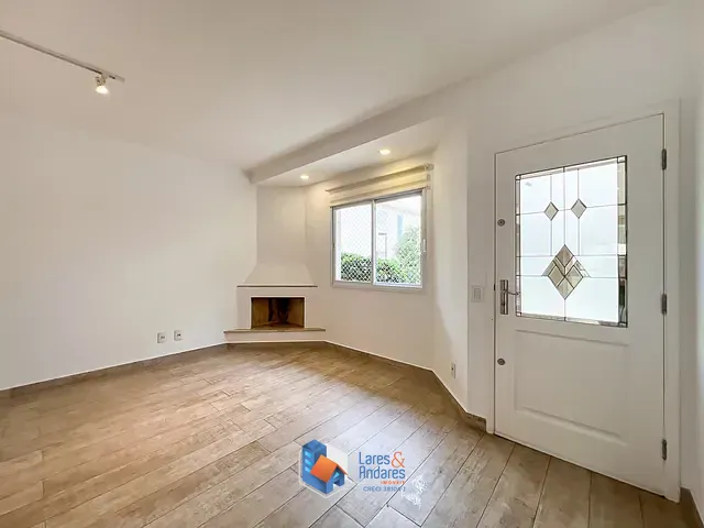 Casa com 307m² 4 quartos e 5 banheiros, à venda, no bairro Jardim Prudência em São Paulo