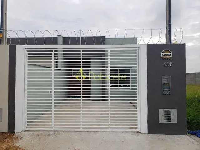 Casa 2 quartos e 2 banheiros, à venda, no bairro Residencial Antares em Taubaté