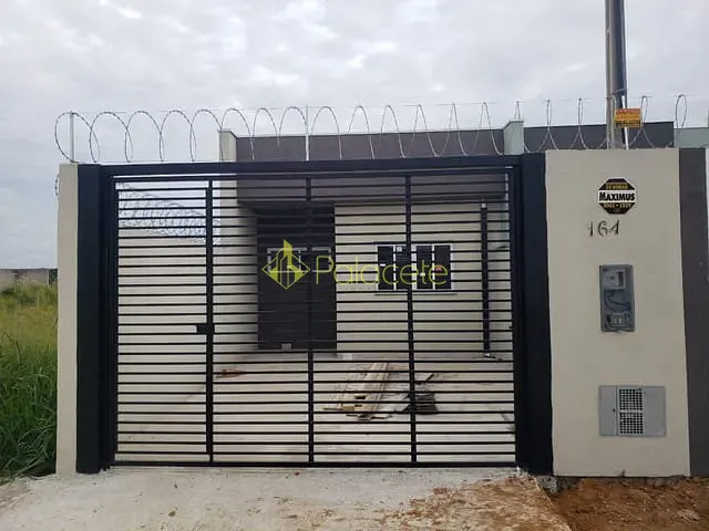 Casa 2 quartos e 2 banheiros, à venda, no bairro Residencial Antares em Taubaté