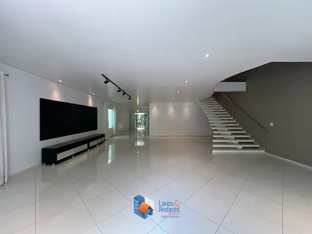 Casa com 350m² 4 quartos e 6 banheiros, à venda, no bairro Tucuruvi em São Paulo