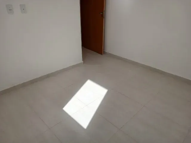 Casa 2 quartos e 1 banheiro, à venda, no bairro Jardim Sandra Maria em Taubaté