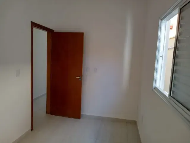 Casa 2 quartos e 1 banheiro, à venda, no bairro Jardim Sandra Maria em Taubaté