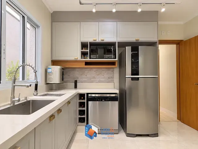 Casa com 180m² 3 quartos e 4 banheiros, à venda, no bairro Vila Brasílio Machado em São Paulo