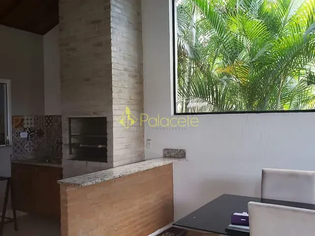 Casa com 250m² 3 quartos e 2 banheiros, à venda, no bairro Chácaras Reunidas Brasil em Taubaté