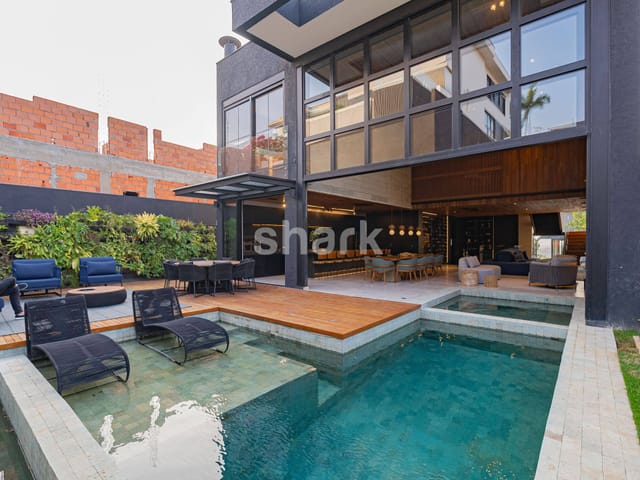 Casa com 512m² 3 quartos e 5 banheiros, à venda, no bairro Alphaville em Santana de Parnaíba
