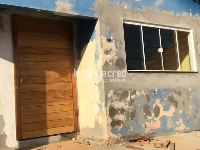 Casa com 300m² 3 quartos e 1 banheiro, à venda, no bairro Novo Bandeirantes em Cambé