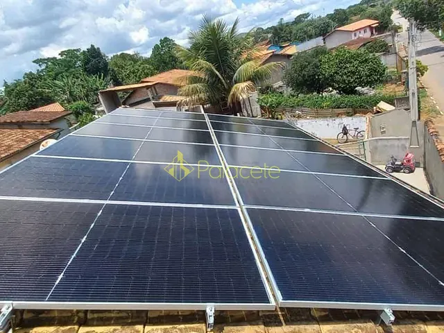 Casa com 600m² 2 quartos e 2 banheiros, à venda, no bairro Goiabal em Pindamonhangaba
