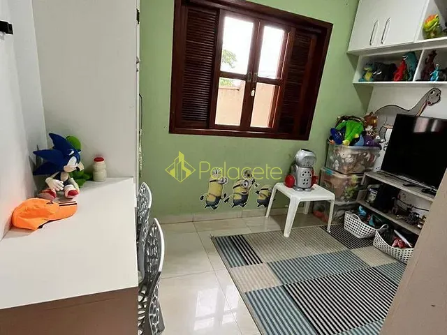 Casa com 600m² 2 quartos e 2 banheiros, à venda, no bairro Goiabal em Pindamonhangaba