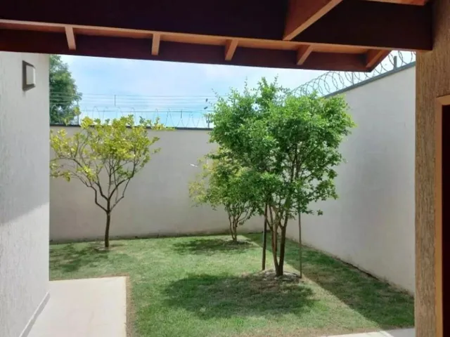 Casa com 300m² 3 quartos e 4 banheiros, à venda, no bairro Jardim de Alah em Taubaté