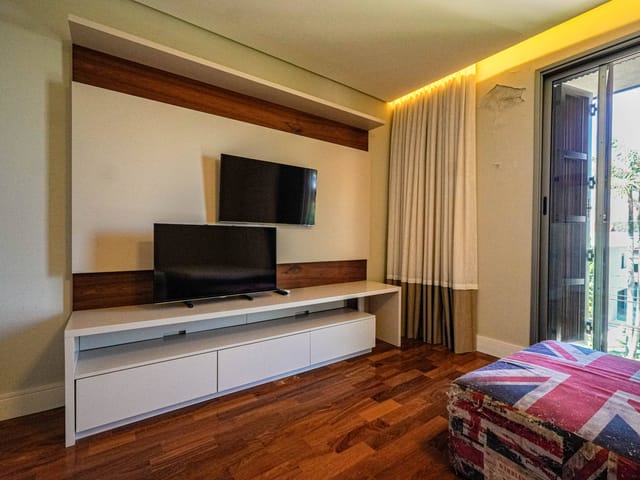 Casa com 560m² 4 quartos e 5 banheiros, à venda, no bairro Alphaville Residencial Dois em Barueri