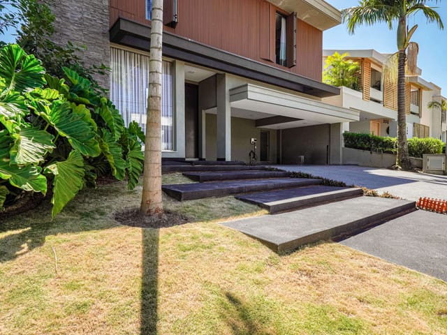 Casa com 560m² 4 quartos e 5 banheiros, à venda, no bairro Alphaville Residencial Dois em Barueri