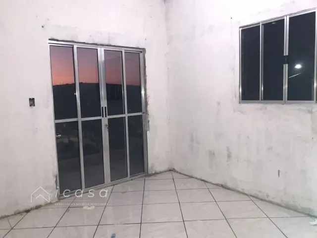 Casa com 258m² 3 quartos e 2 banheiros, à venda, no bairro Sapé I em Caçapava