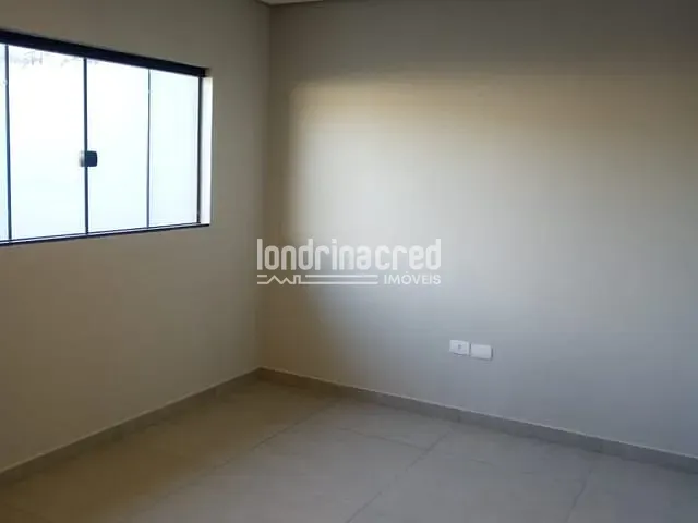 Casa com 150m² 3 quartos e 2 banheiros, à venda, no bairro Bandeirantes em Londrina