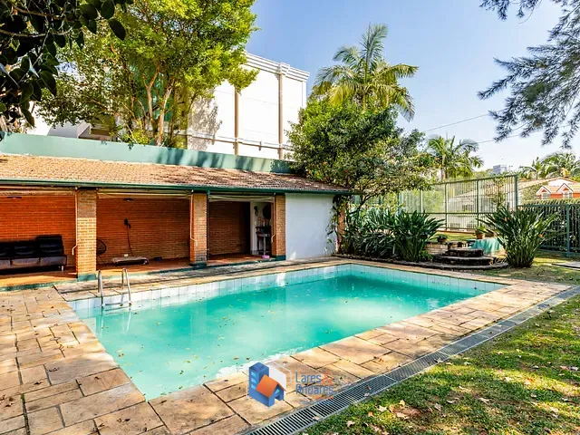 Casa com 699m² 3 quartos e 7 banheiros, à venda, no bairro Jardim Petrópolis em São Paulo
