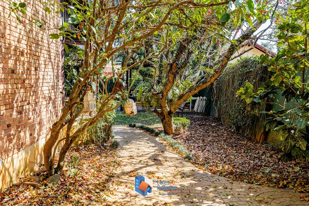 Casa, 3 quartos, 271 m² - Foto 13
