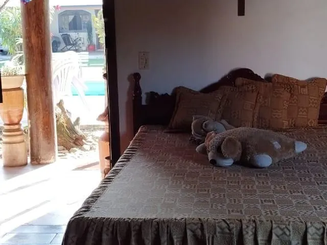 Casa com 1071m² 3 quartos e 2 banheiros, à venda, no bairro Nossa Senhora do Perpétuo Socorro em Pindamonhangaba