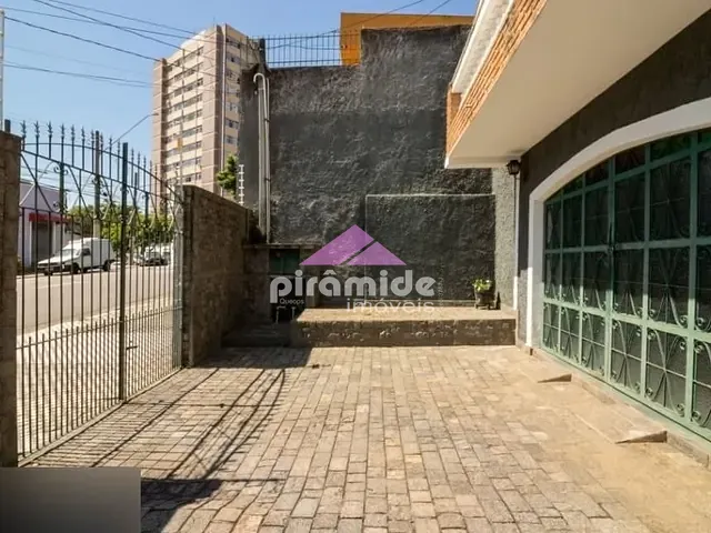 Casa com 288m² 4 quartos e 4 banheiros, à venda, no bairro Jardim Bela Vista em São José dos Campos
