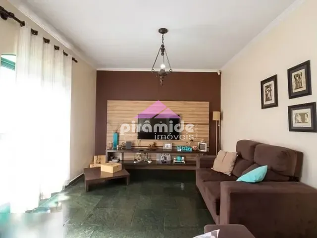Casa com 288m² 4 quartos e 4 banheiros, à venda, no bairro Jardim Bela Vista em São José dos Campos
