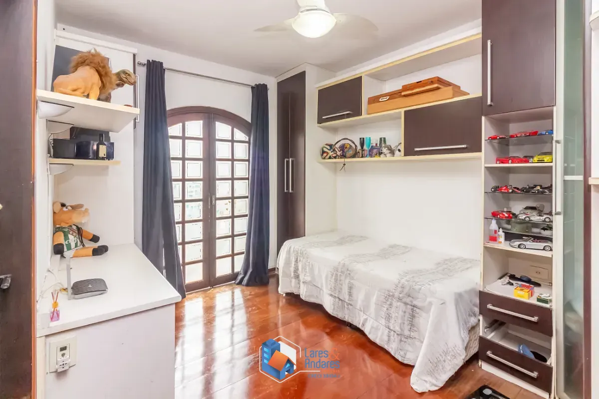 Casa, 3 quartos, 240 m² - Foto 14