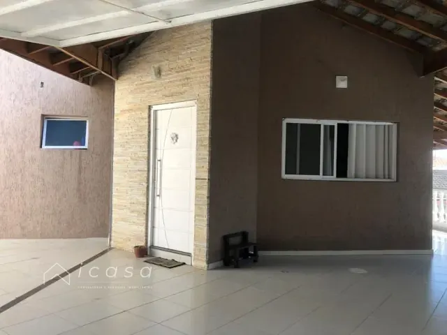 Casa com 373m² 4 quartos e 3 banheiros, à venda, no bairro Borda da Mata em Caçapava
