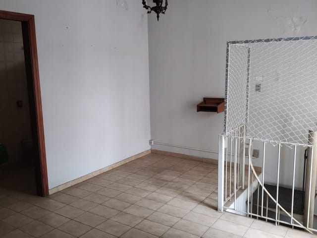 Casa com 230m² 5 quartos e 3 banheiros, à venda, no bairro Centro em Pindamonhangaba