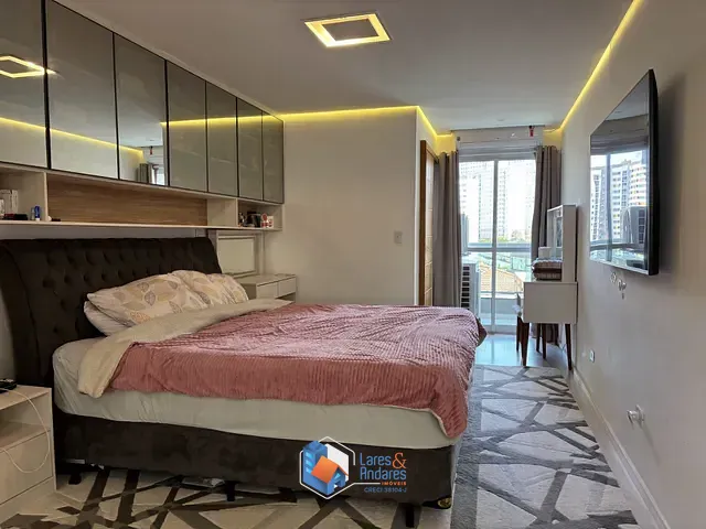 Sobrado com 182m² 3 quartos e 3 banheiros, à venda, no bairro Vila Roque em São Paulo