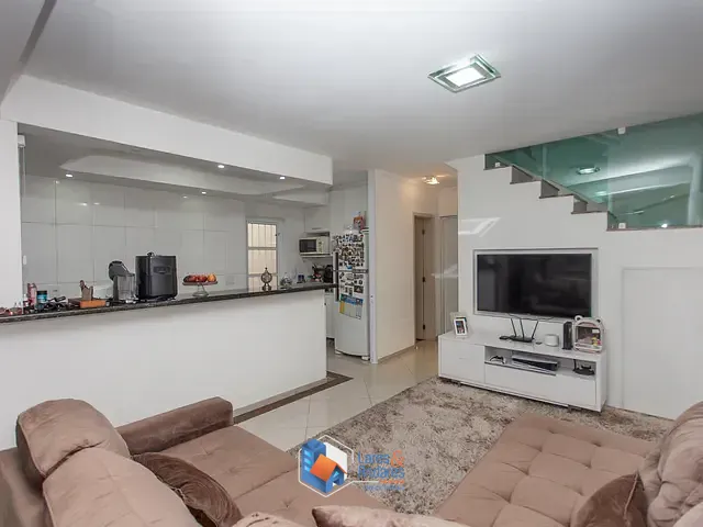 Casa com 1208m² 3 quartos e 3 banheiros, à venda, no bairro Jardim Regina em São Paulo