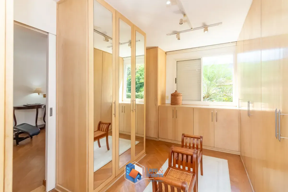 Casa, 3 quartos, 258 m² - Foto 34