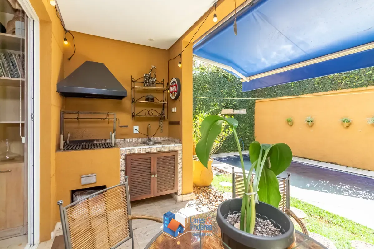 Casa, 3 quartos, 258 m² - Foto 1