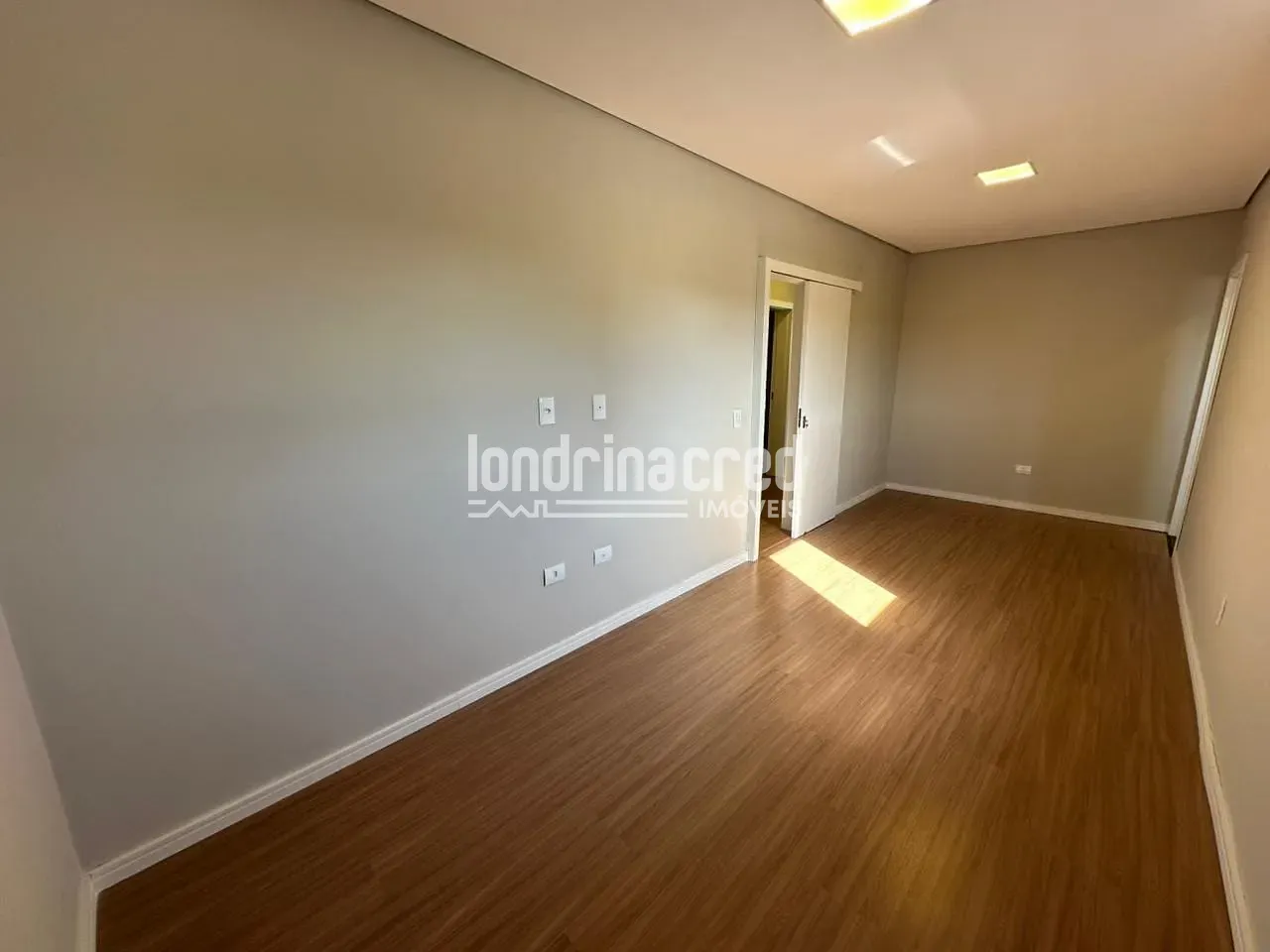 Casa, 4 quartos, 250 m² - Foto 30
