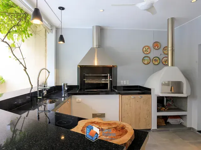 Casa com 980m² 5 quartos e 6 banheiros, à venda, no bairro Cidade Jardim em São Paulo