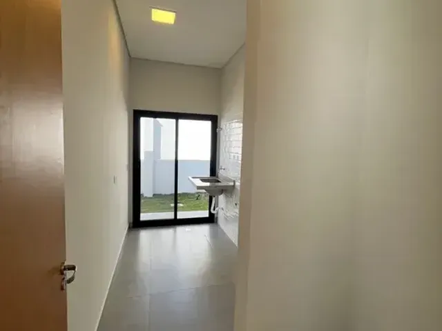 Casa com 315m² 4 quartos e 4 banheiros, à venda, no bairro Loteamento Residencial Fazenda Casa Grande em Taubaté