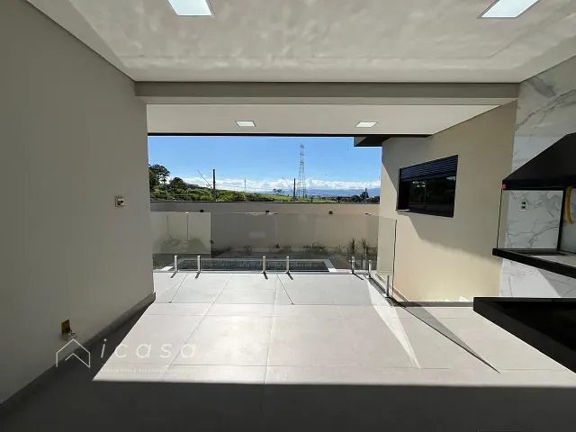 Casa com 364m² 3 quartos e 4 banheiros, à venda, no bairro Parque Residencial Maria Elmira em Caçapava