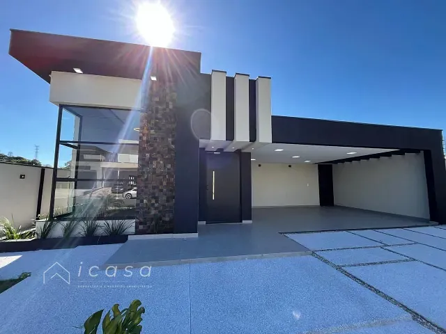 Casa com 364m² 3 quartos e 4 banheiros, à venda, no bairro Parque Residencial Maria Elmira em Caçapava