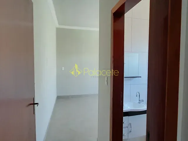 Casa com 150m² 2 quartos e 2 banheiros, à venda, no bairro Areão em Taubaté