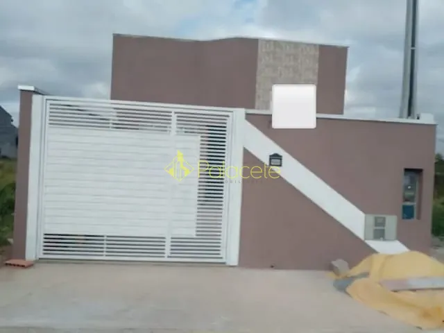 Casa com 150m² 2 quartos e 2 banheiros, à venda, no bairro Areão em Taubaté
