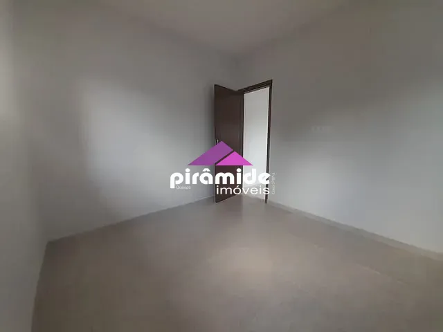 Casa com 150m² 2 quartos e 1 banheiro, à venda, no bairro Balneário Recanto do Sol em Caraguatatuba
